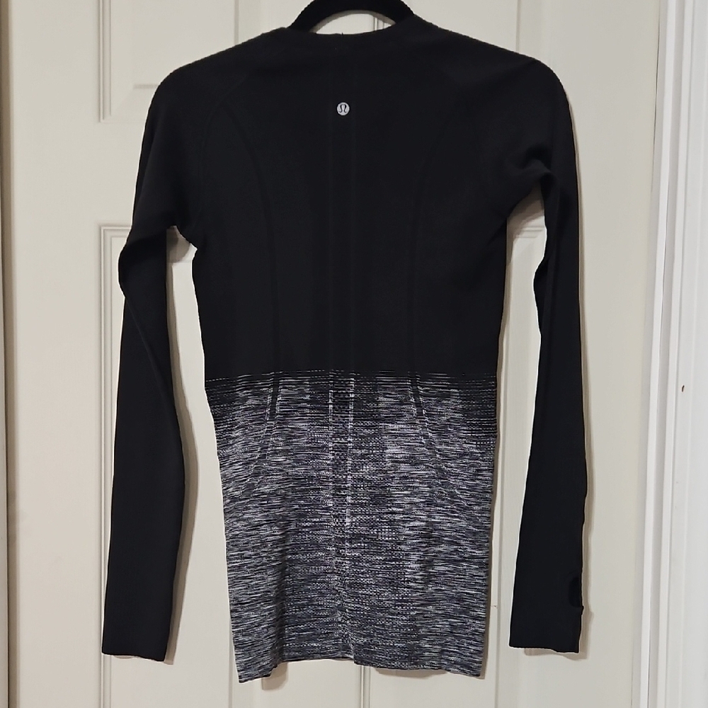 Lululemon Black and Gray Long Sleeve Top